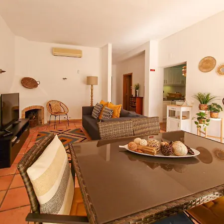 Apartamento Peace Of Heaven In Algarve - Jacuzzi - By Bedzy